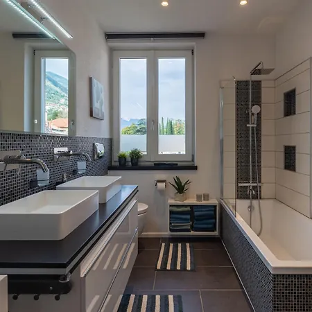 Magnolia By Interhome * Mezzegra